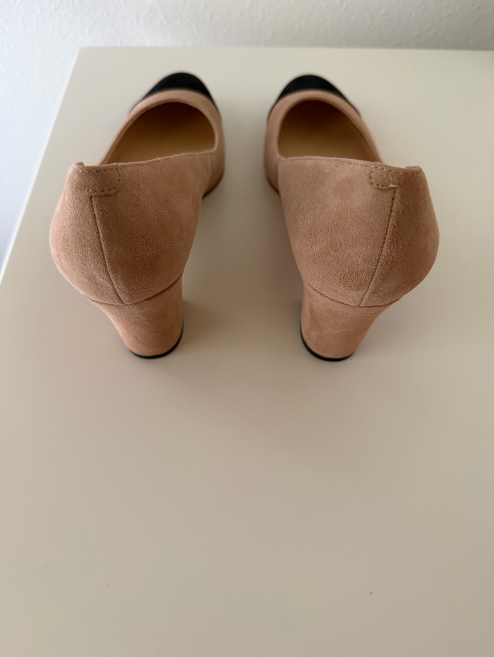 Ivanka Trump Two-Tone Suede Pumps in Beige and Black Cap Toe - Picture 6 of 7